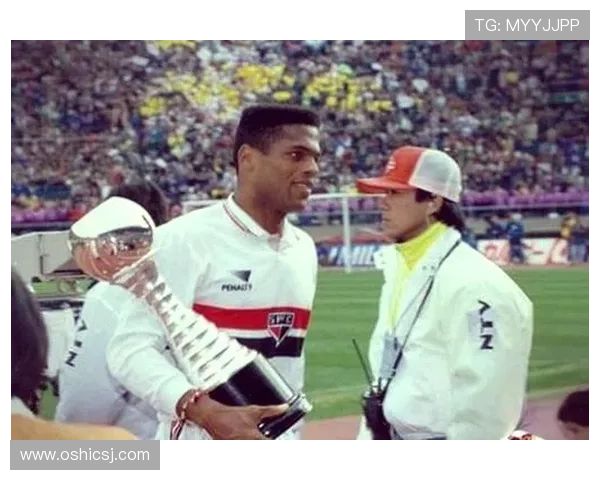 足球界3号球衣传奇人物盘点与背后故事分析